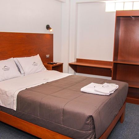 Hotel Turistico Everest Huaraz  Exterior photo